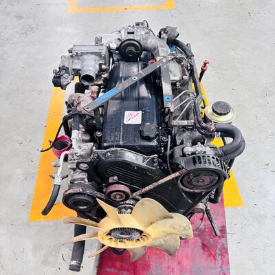 1HD-FTE Diesel Engine 24V DOHC Turbo Intercooler 205HP / 430N·m Torque with Reinforced Cast Iron Block for Toyota Land Cruiser & Coaster Bus
